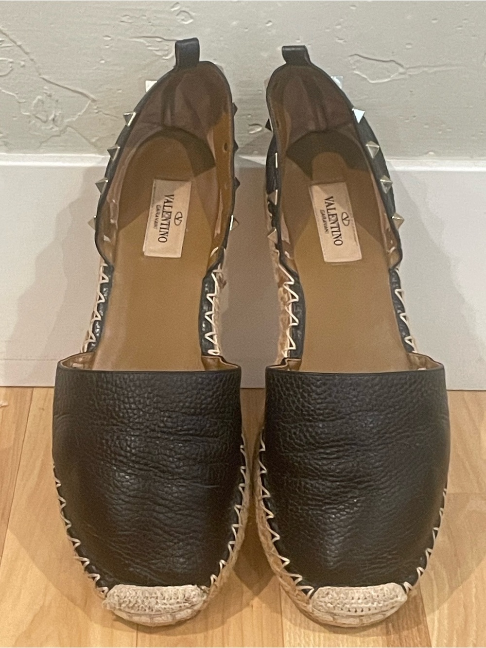 Valentino Garavani Rockstud Leather Espadrilles GUC Sz 10 🔥🔥 MSRP $890.